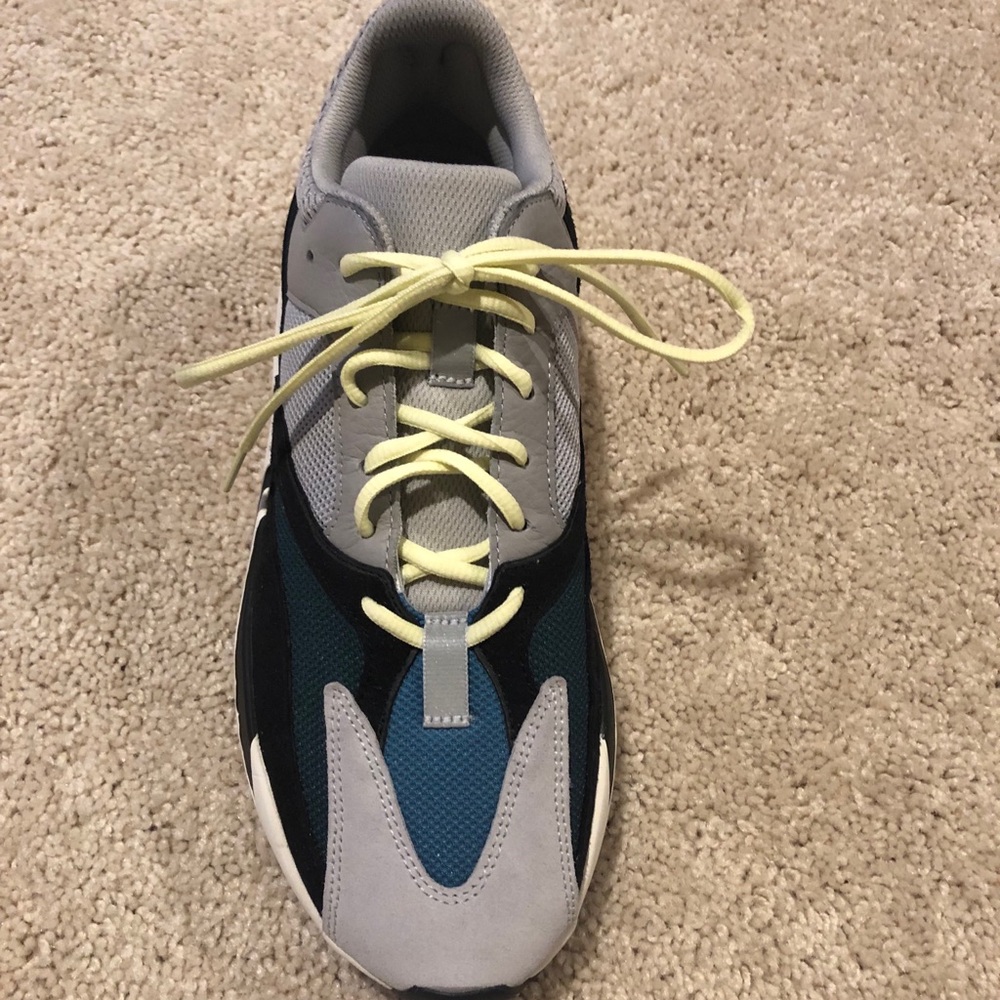 Yeezy 700